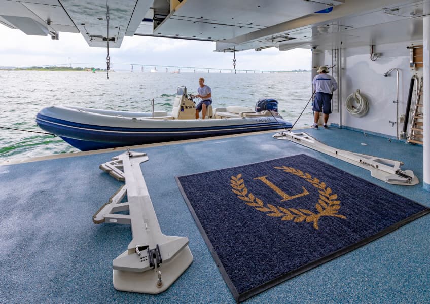 LAUREL 240'/73.15m Delta 2006/2014