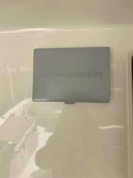 2020 Boston Whaler 380 Realm