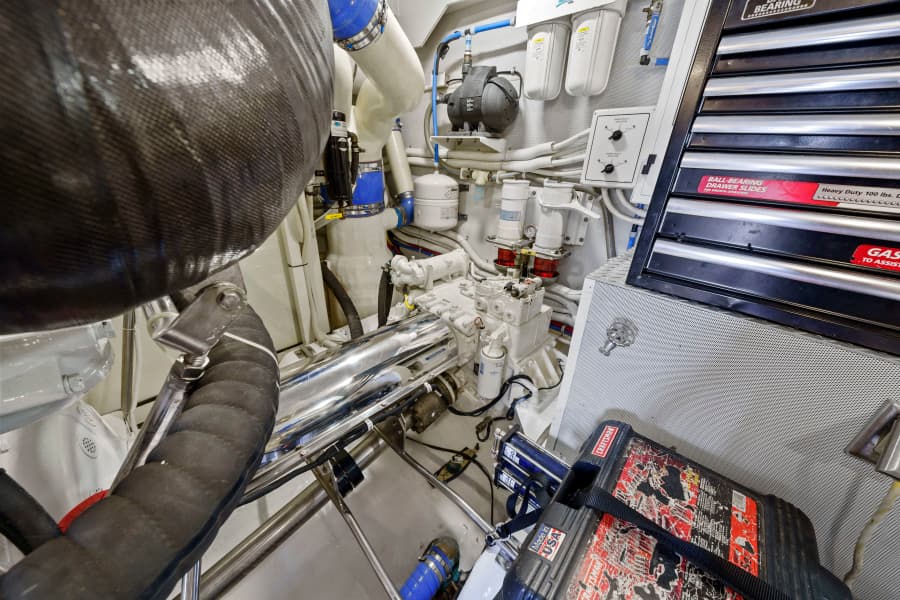 2006 Marquis 65 Pilothouse