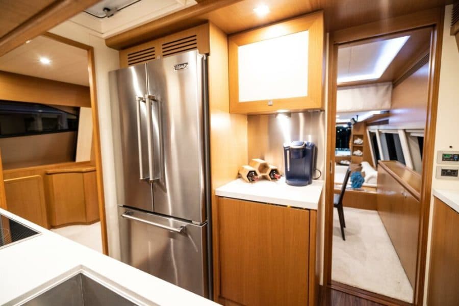 2007 Ferretti Yachts 780