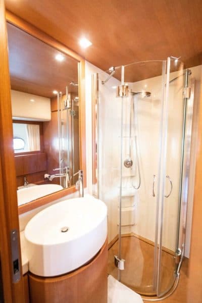 2007 Ferretti Yachts 780