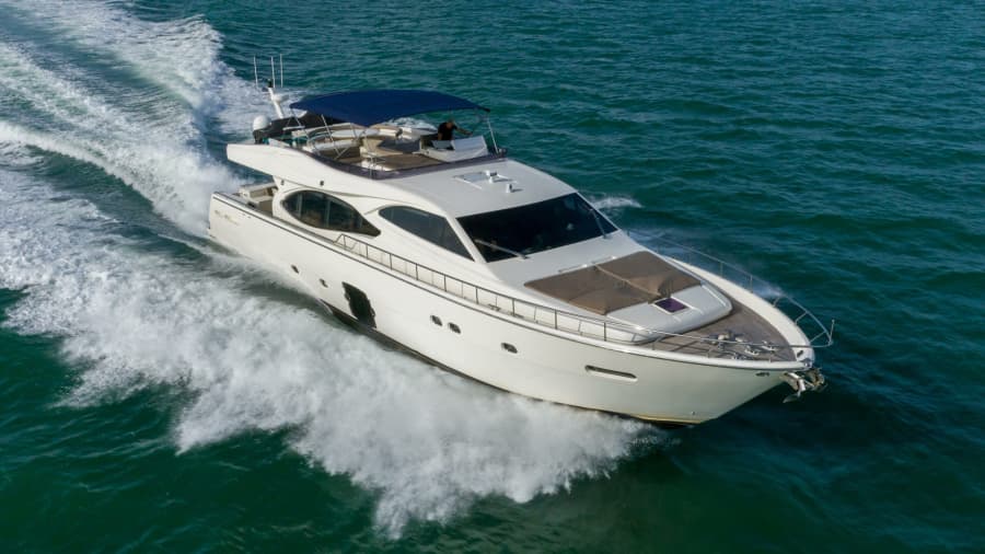 2007 Ferretti Yachts 780