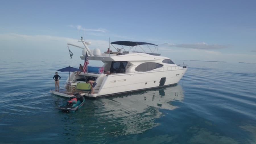 2007 Ferretti Yachts 780