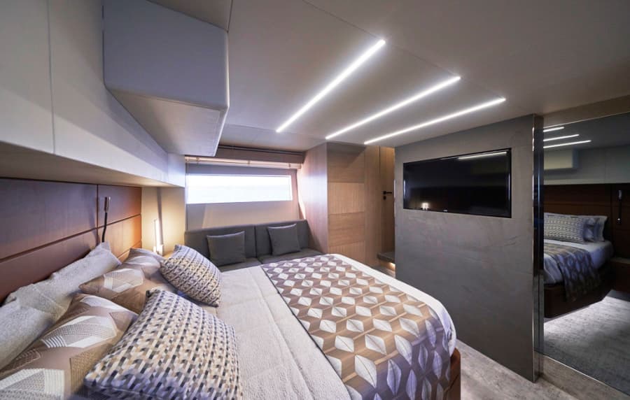 2022 Astondoa 52 Flybridge