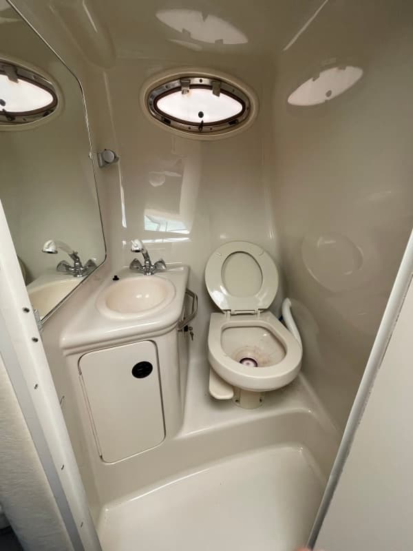 2002 Sea Ray 240 Sundancer