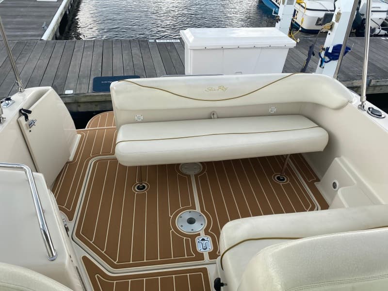 2002 Sea Ray 240 Sundancer