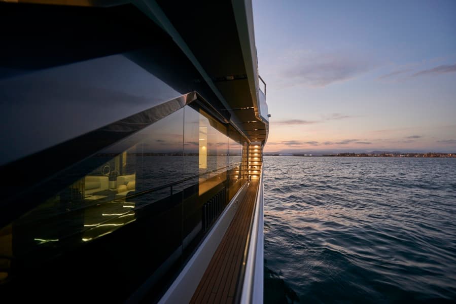 2022 Astondoa 100 Century