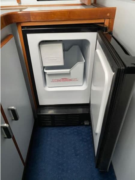 1988 Sea Ray 340 Express Cruiser