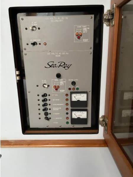 1988 Sea Ray 340 Express Cruiser