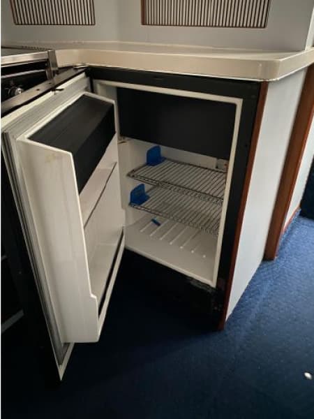 1988 Sea Ray 340 Express Cruiser