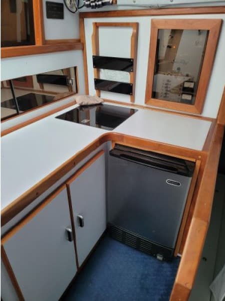 1988 Sea Ray 340 Express Cruiser