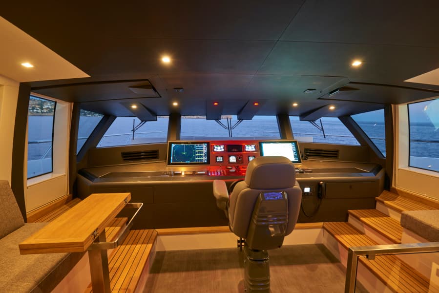 2022 Astondoa 110 Century