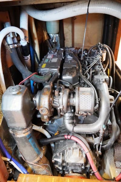 2000 Hunter Passage 420