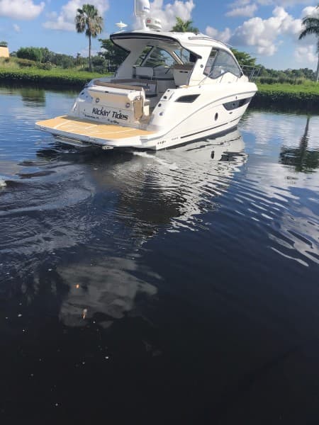 2018 35 Sea Ray Sundancer 350 Kickin Tides Profile