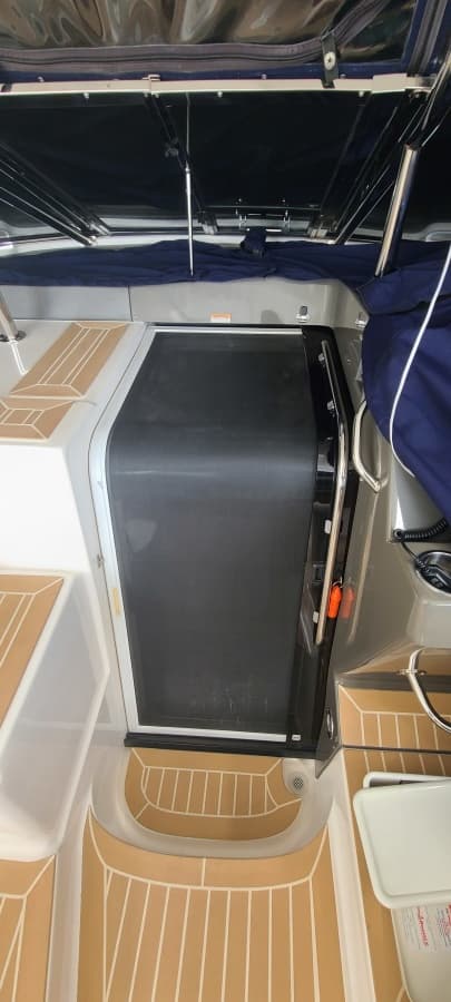 2007 Regal 4460 Commodore