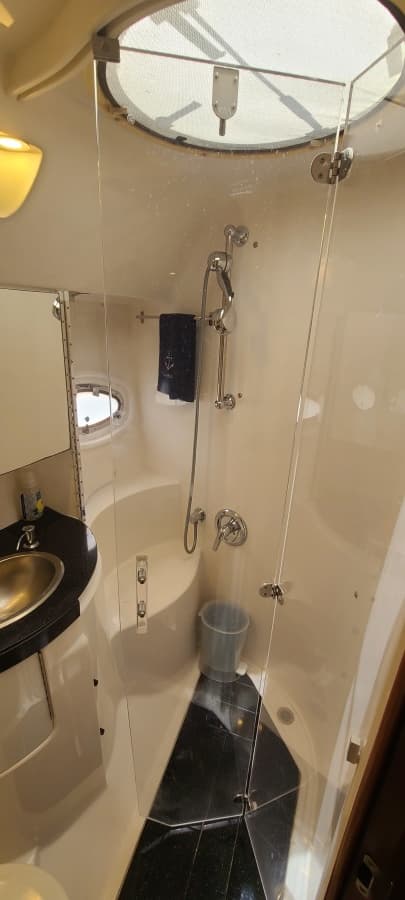 2007 Regal 4460 Commodore