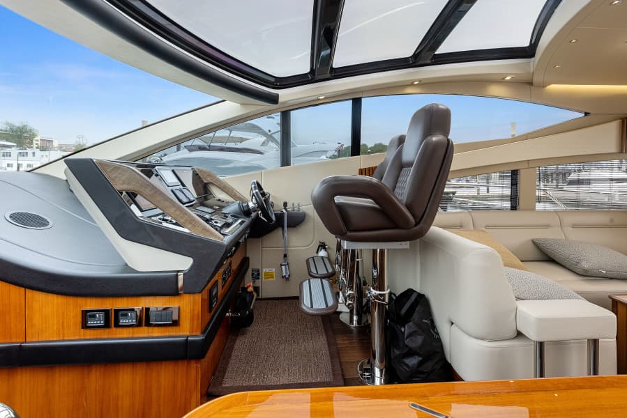 2015 Sunseeker Predator 68