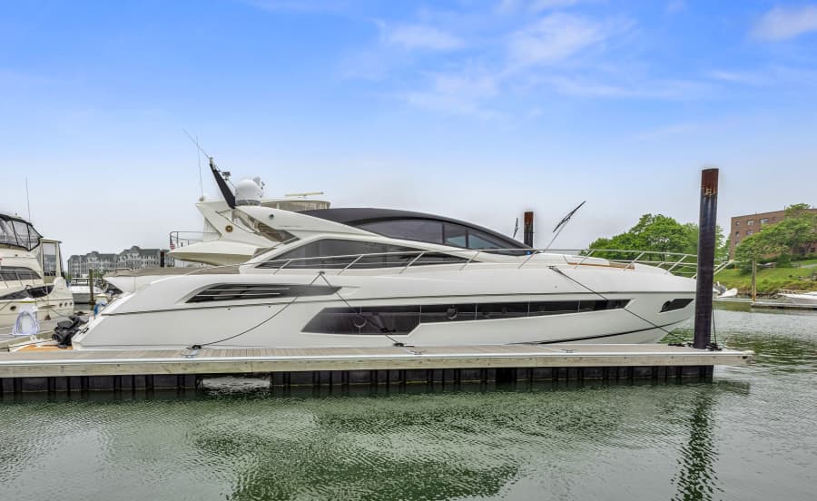 2015 Sunseeker Predator 68