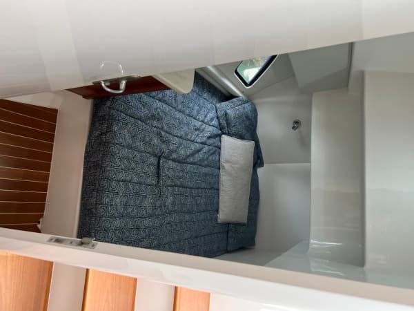 2019 Intrepid 475 Sport Yacht