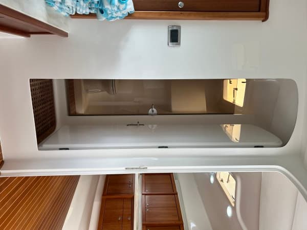 2019 Intrepid 475 Sport Yacht