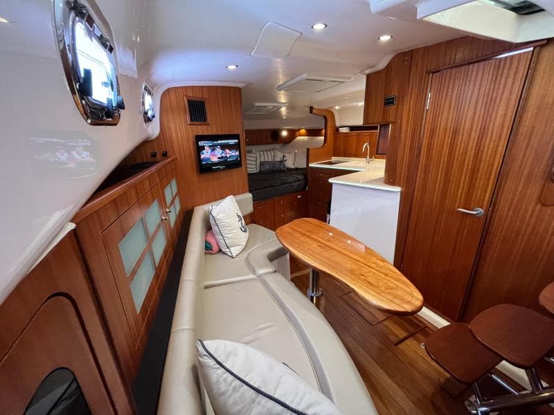 2016 Pursuit OS 385 Offshore