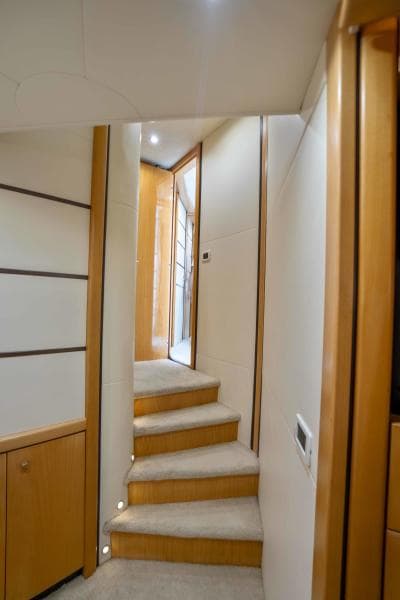 2005 Pershing 76 Motor Yacht - Denise - Companionway to Master