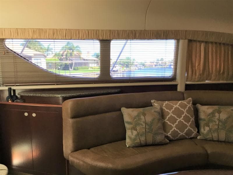 2005 Sea Ray 40 Motor Yacht