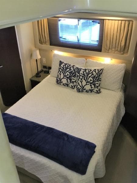 2005 Sea Ray 40 Motor Yacht