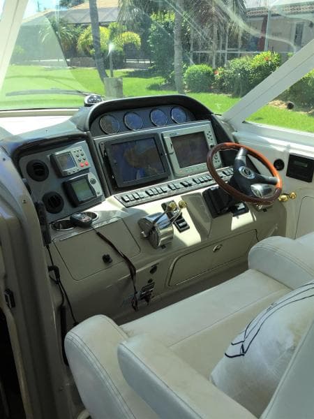 2005 Sea Ray 40 Motor Yacht