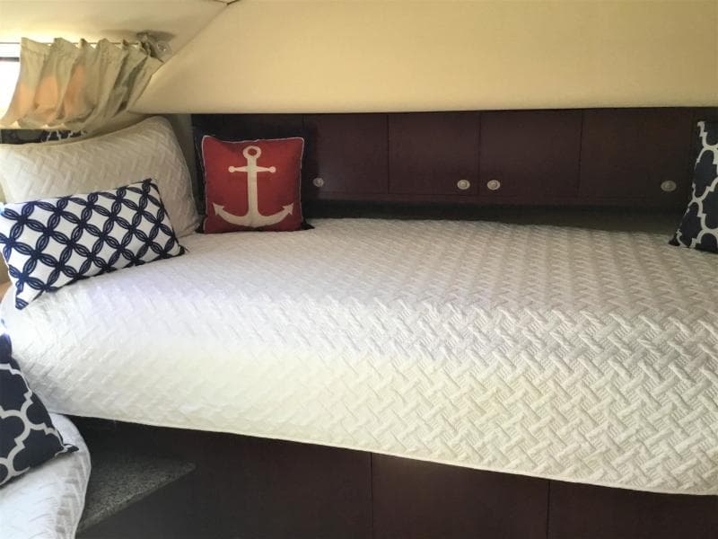 2005 Sea Ray 40 Motor Yacht