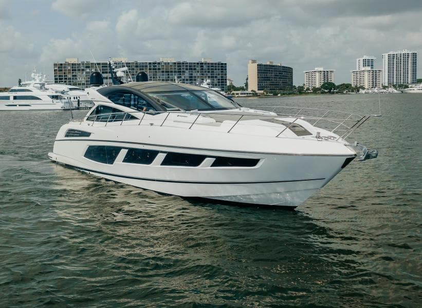 2018 Sunseeker Predator