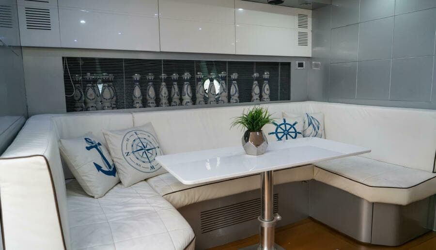 2013 Azimut Atlantis