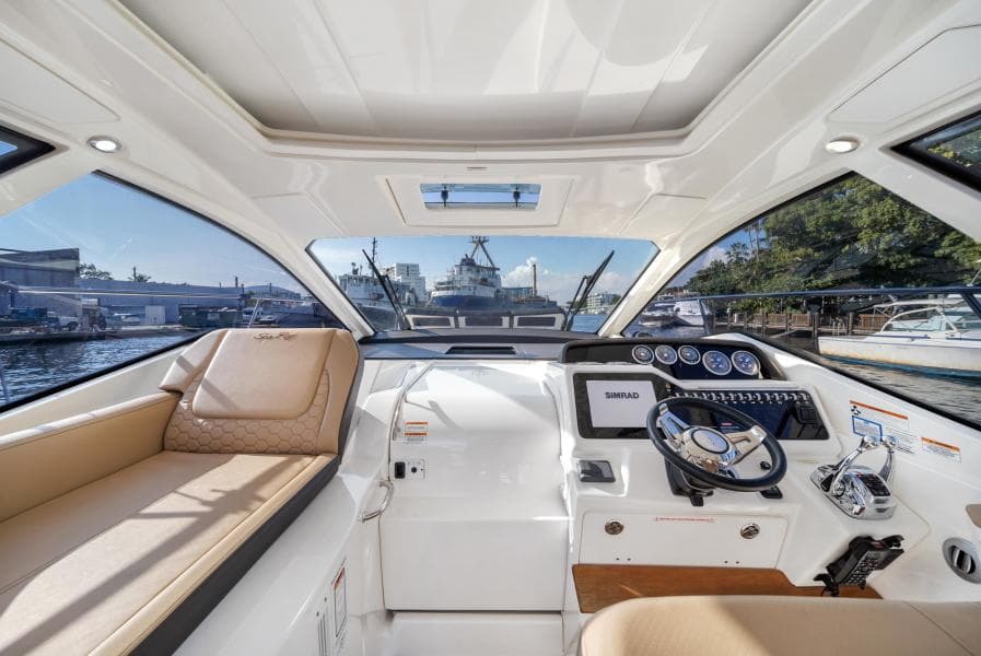 2019 Sea Ray Sundancer Coupe