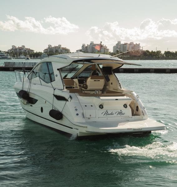 2019 Sea Ray Sundancer Coupe