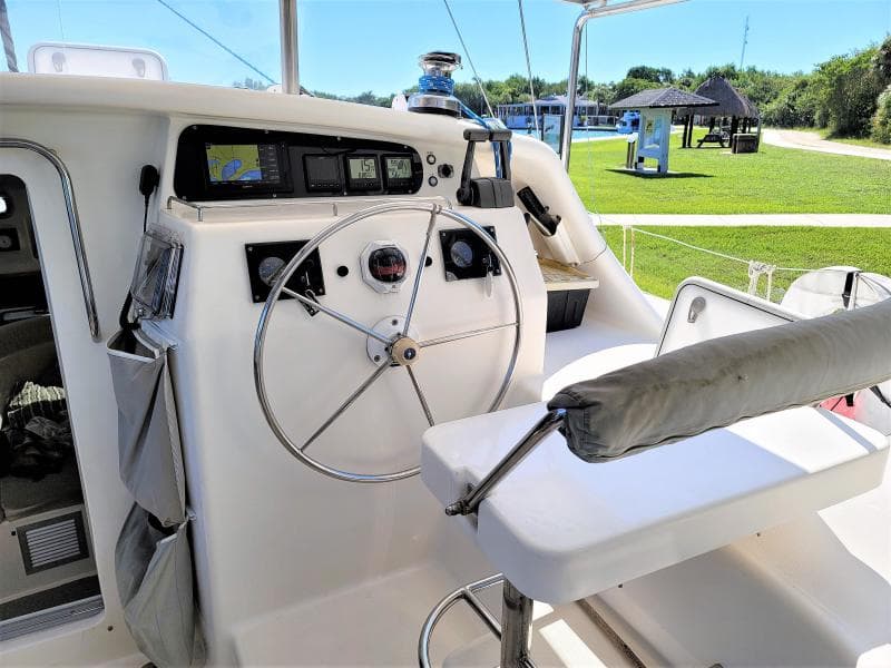 2004 Voyage Yachts Maxim 380