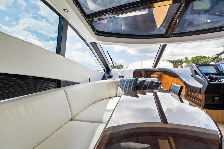 2018 Sunseeker Predator 68