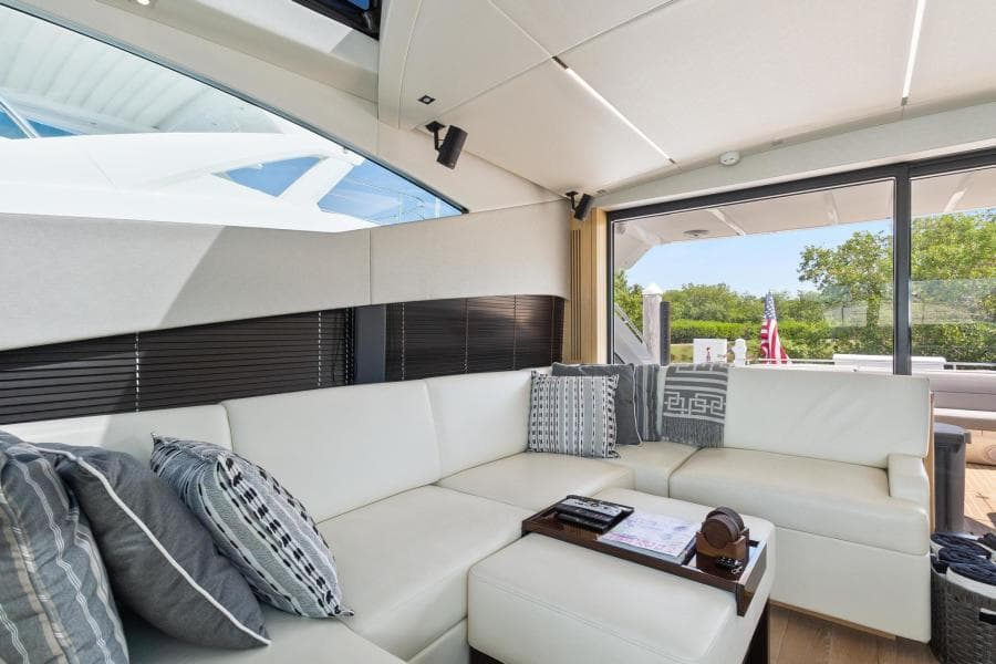 2018 Sunseeker Predator 68