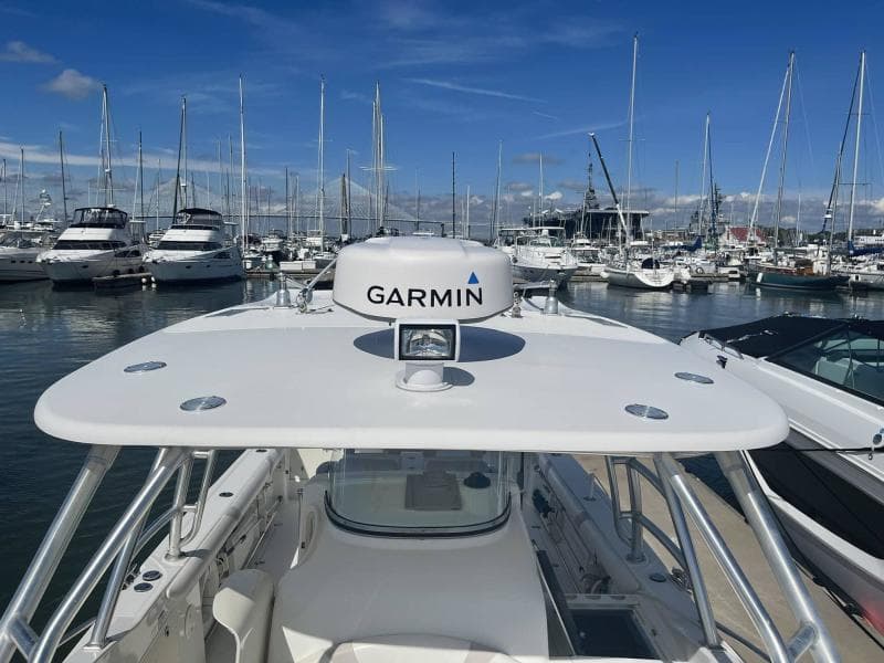 2008 Boston Whaler 320 Outrage Cuddy Cabin