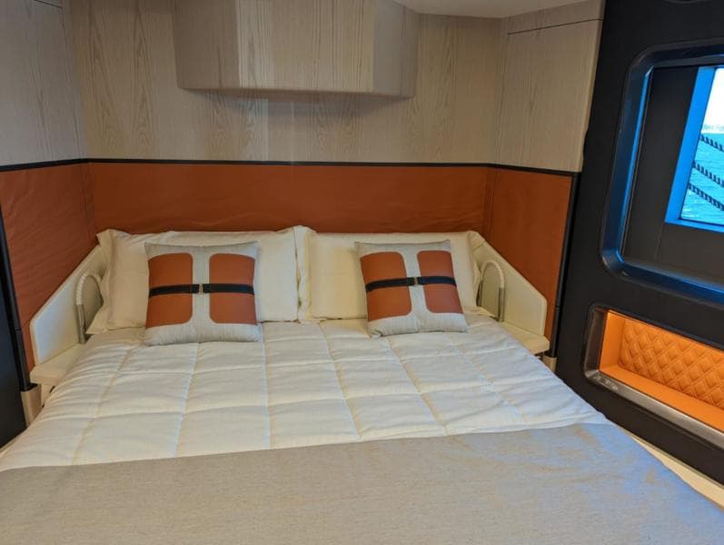 2023 Astondoa 677 Coupe