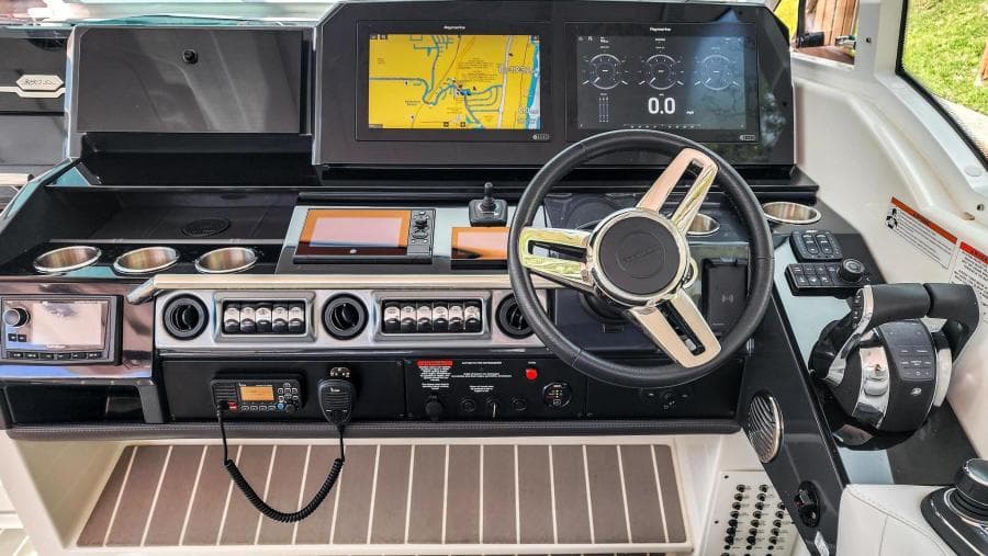 2021 Formula 380 SSC