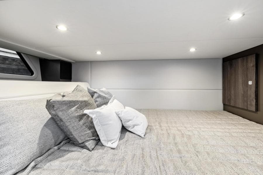 2021 Formula 380 SSC