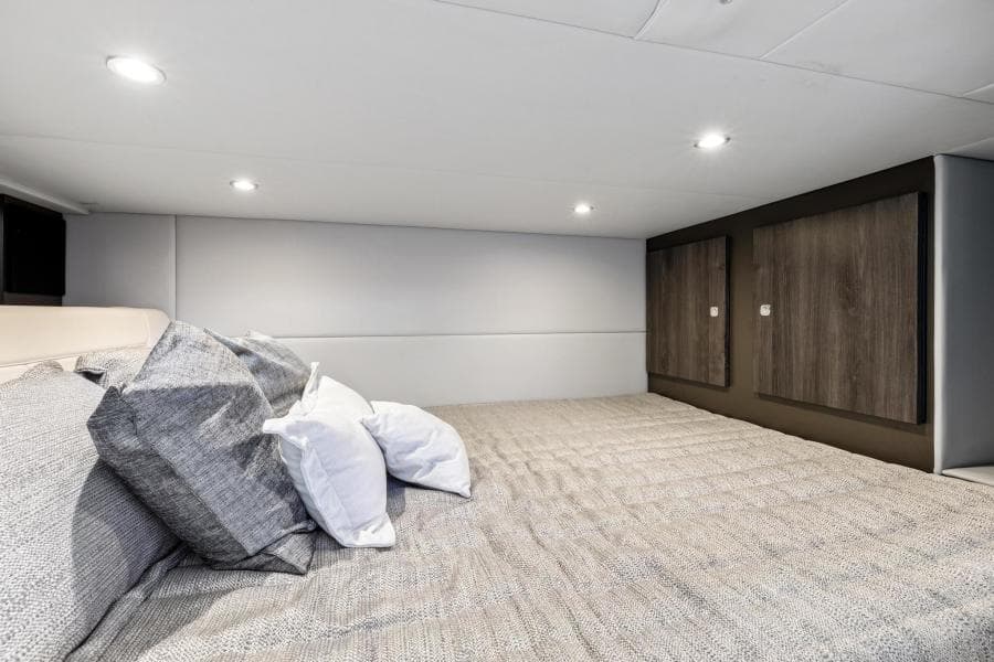 2021 Formula 380 SSC