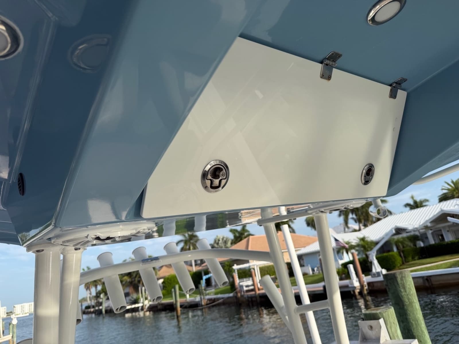 2020 Cobia 301 - Photo 27