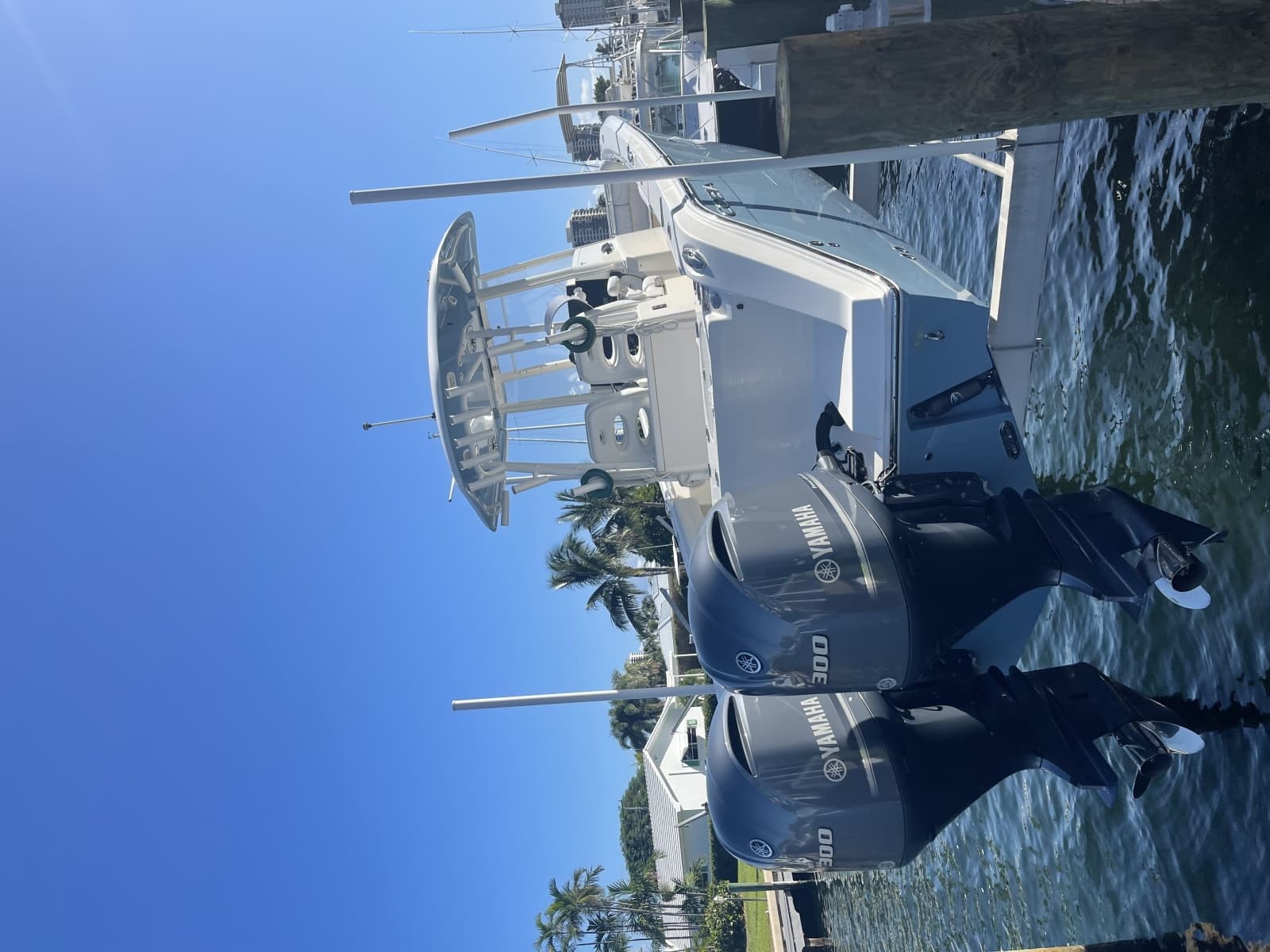 2020 Cobia 301 - Photo 4