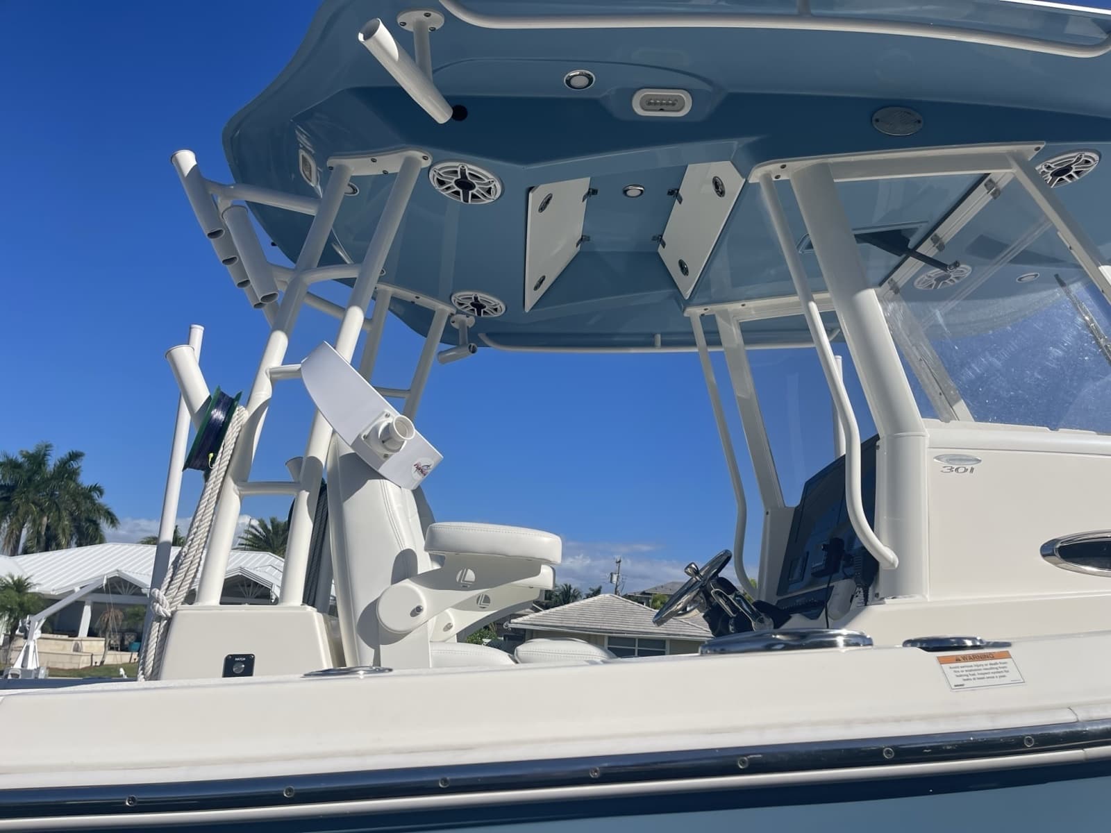 2020 Cobia 301 - Photo 3