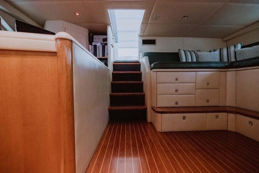 1995 Broward Raised Pilothouse