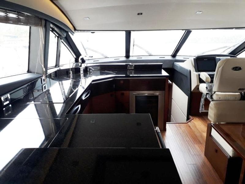 2016 Sea Ray L650 Fly