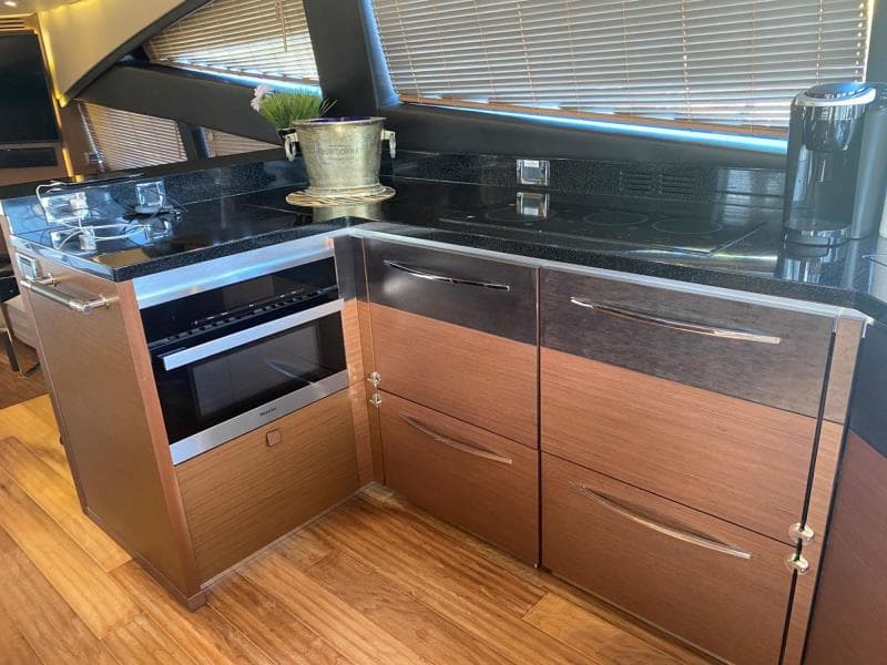 2016 Sea Ray L650 Fly