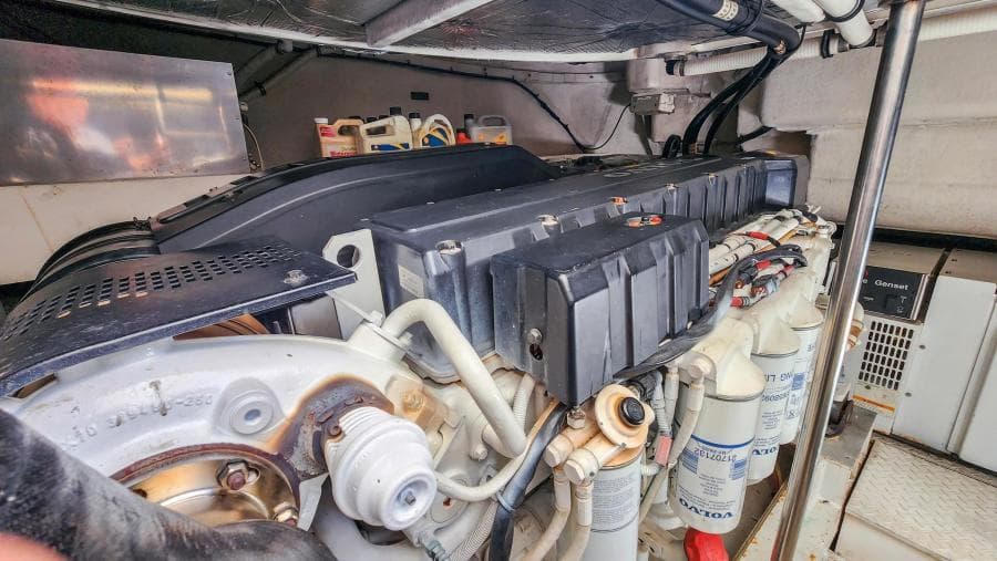 2007 Cruisers 520 Express