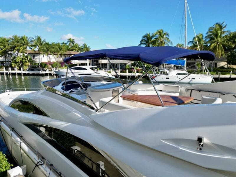 2005 Sunseeker Yacht